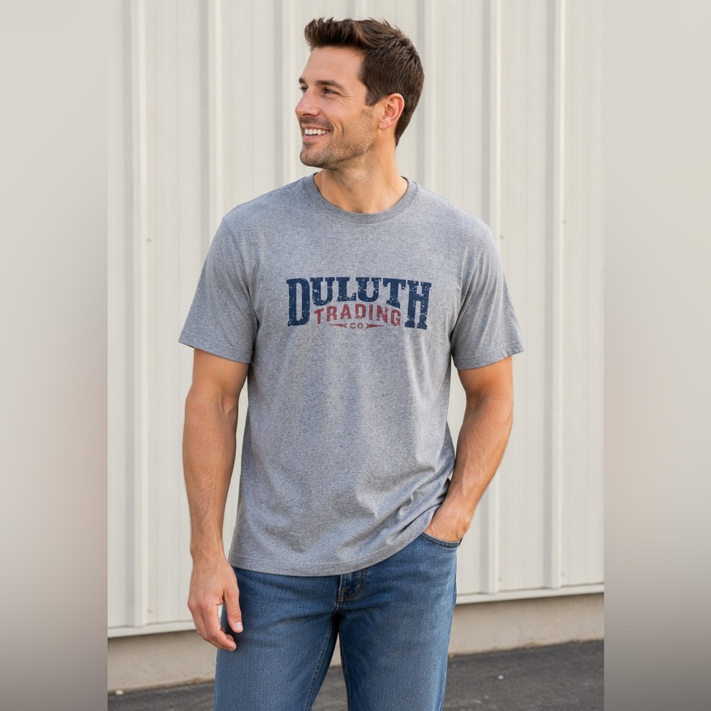 Duluth Trading Co Graphic T-Shirt Mens XL Gray Logo Relaxed Fit Cotton